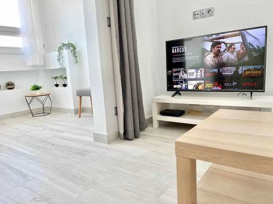 Apartamento nuevo Centro histórico de Málaga 0*,  España